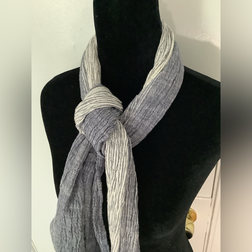 Scarf - Picture 3 of 4